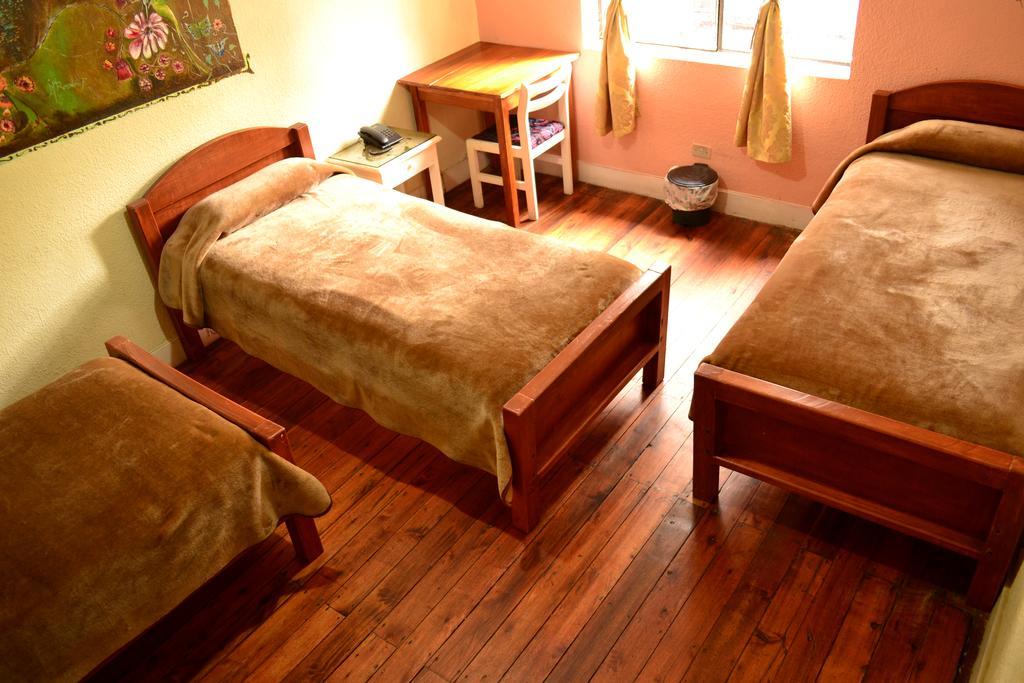 Hostal Loro Verde 키토 외부 사진